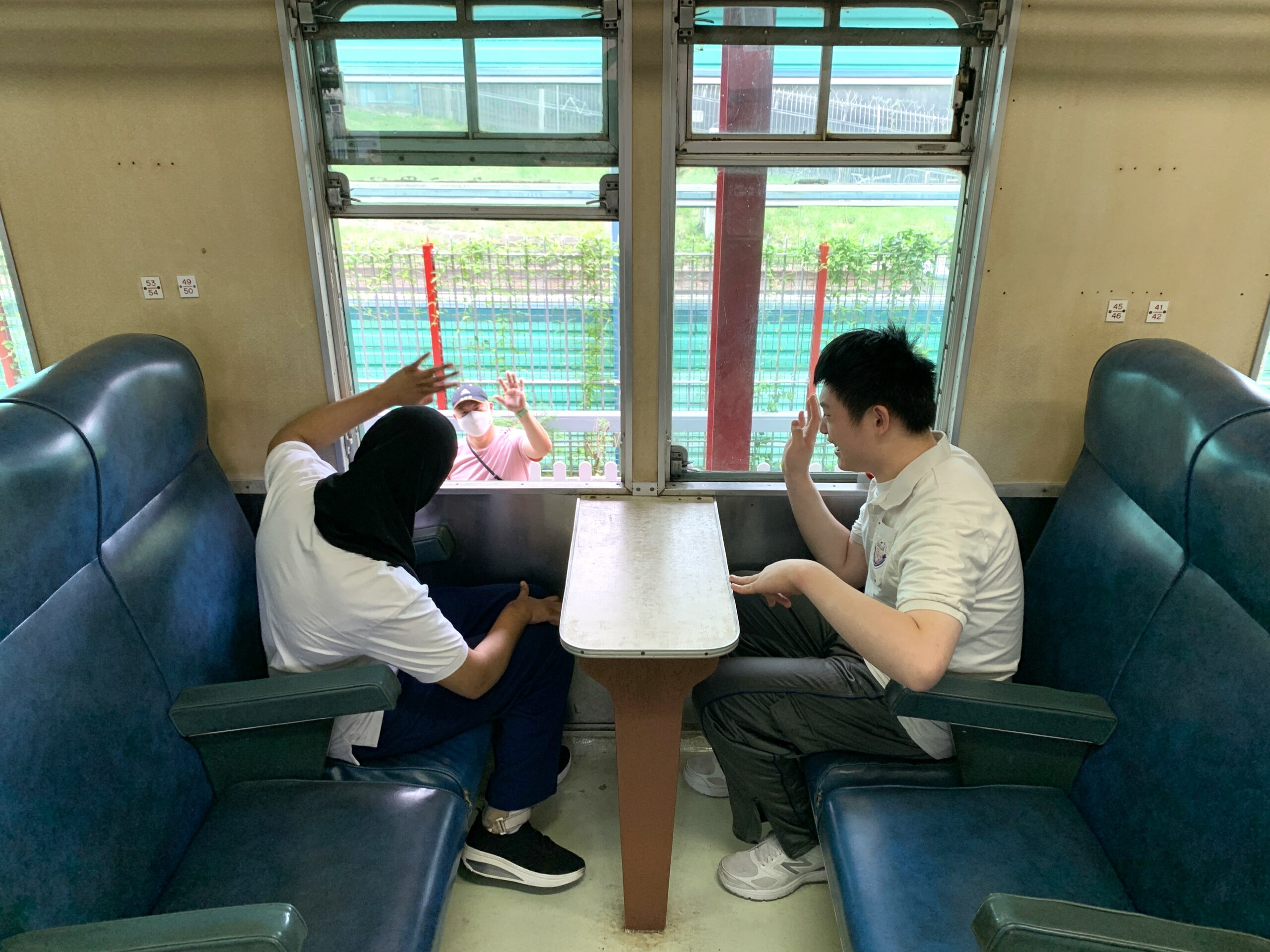 同學經歷民初時期的送車體驗。